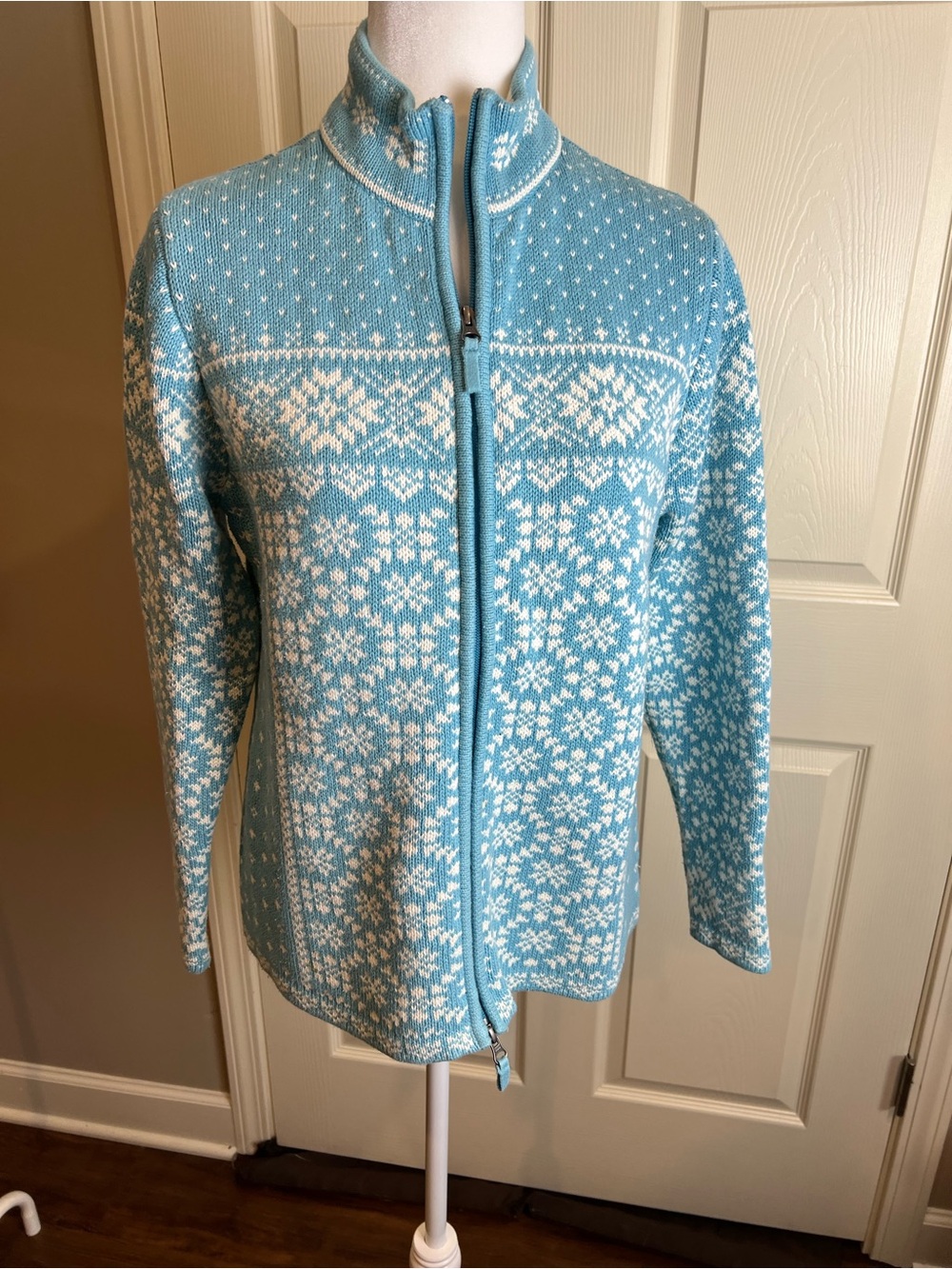 LL bean cotton Sky Blue & White Fair Isle full Zip-Front Knit cardigan medium